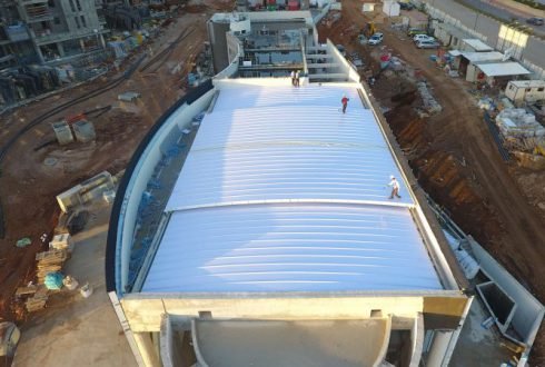 קירוי בריכות שחייה